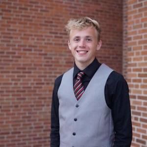 Meet your Posher, Ethan